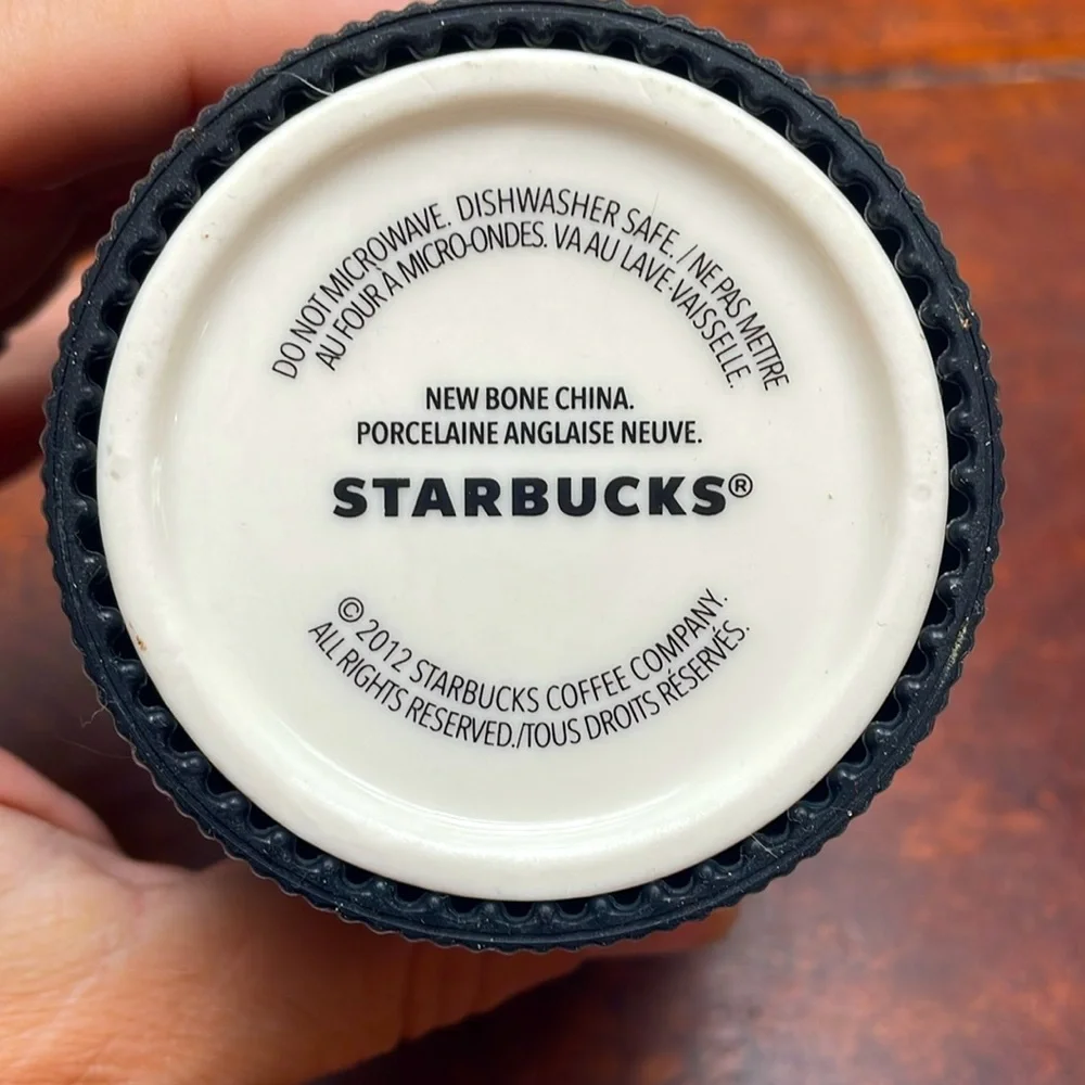 Starbucks 2012 White-Lime Green Rubber Grip 8-oz Travel Tumbler *NO LID*
